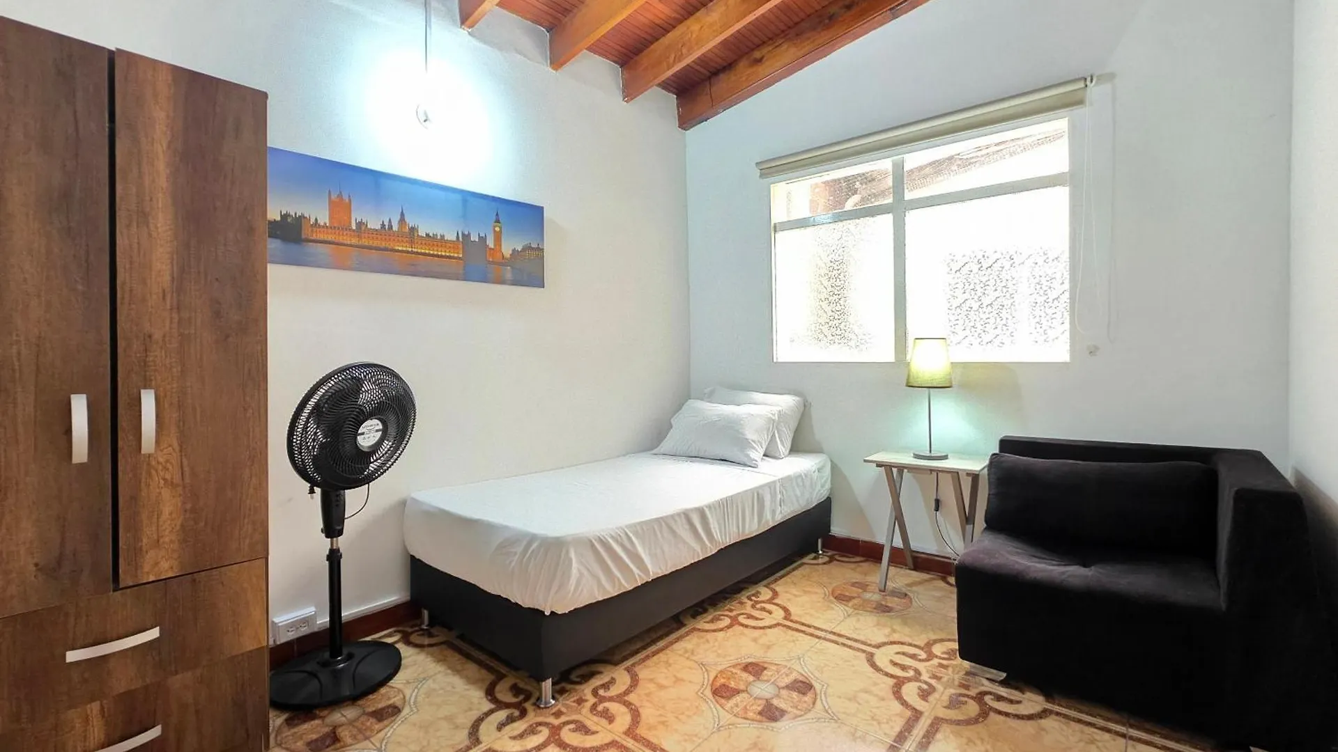 5Starhomes - Casa Privada Cerca Al Estadio Y La 70 Medellin